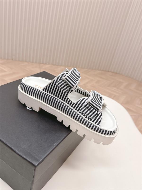 20251128184436412 280